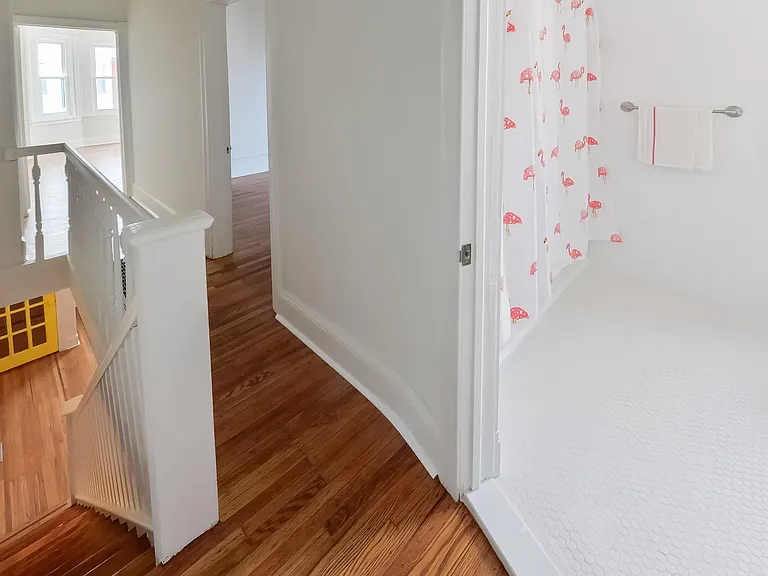 1909 S Woodstock St — Photo 16