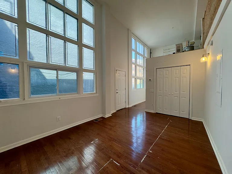 10 E Mulberry St — Photo 21