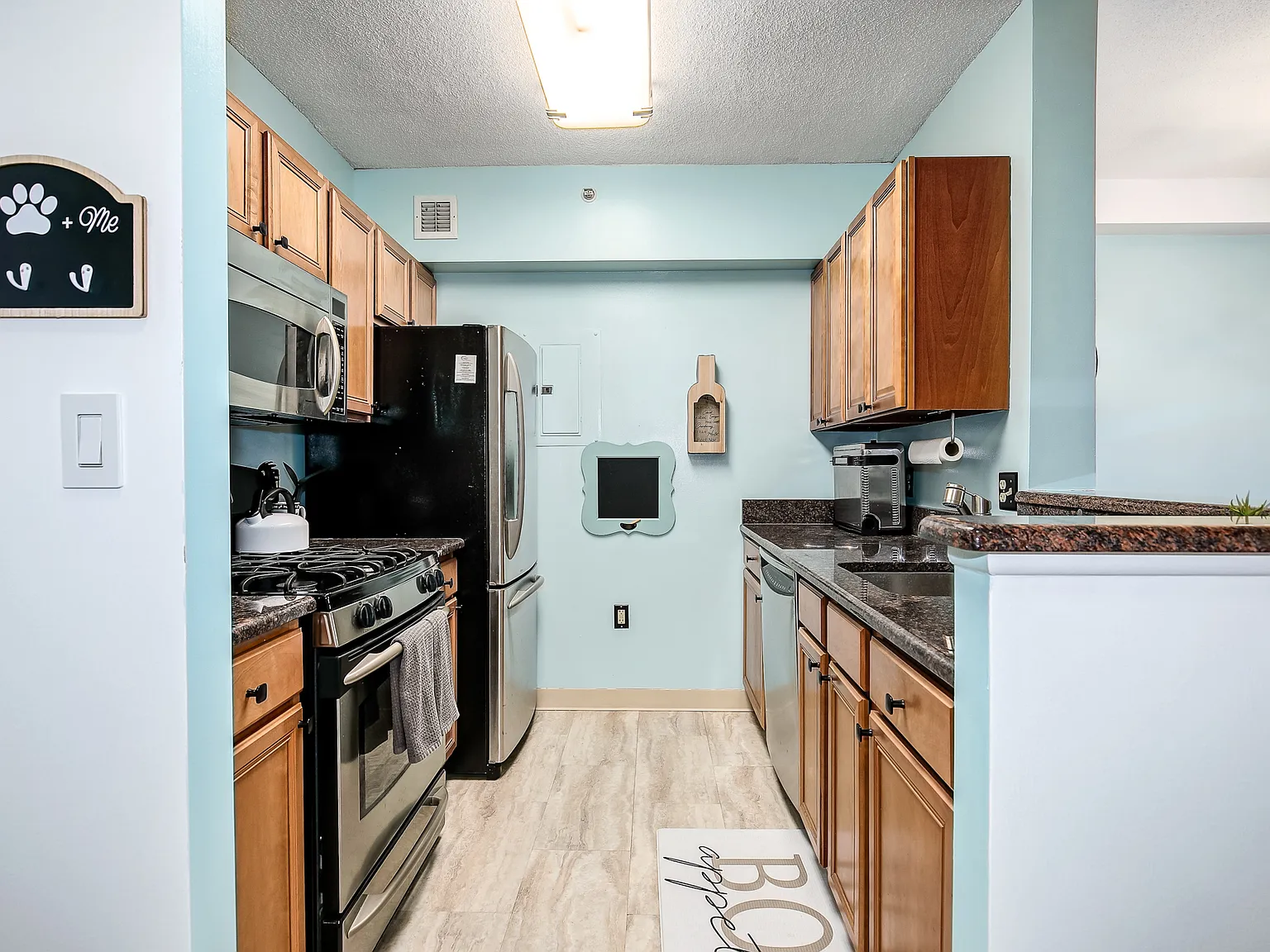 7111 Woodmont Ave — Photo 1