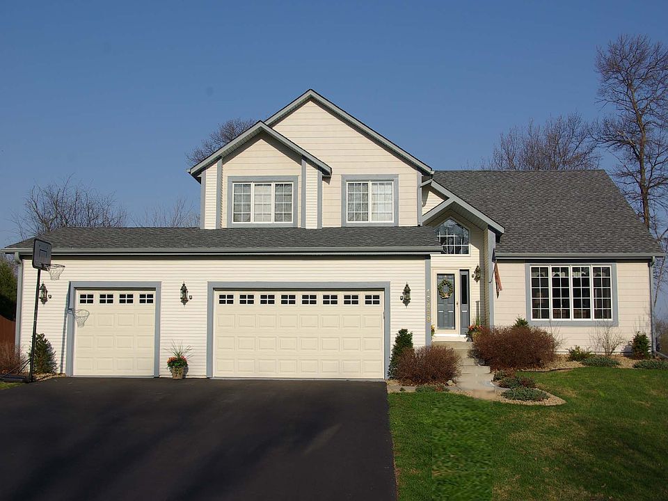 Spacious Two story on cul-de-sac