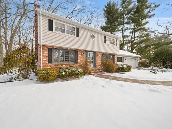 18 Mason Drive, Salem, NH 03079