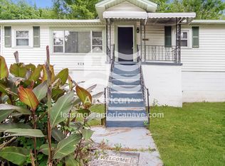 828 60th Pl, Fairfield, AL 35064