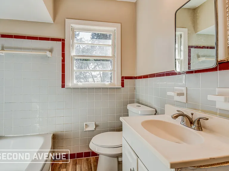 9725 Red Lane Dr — Photo 18