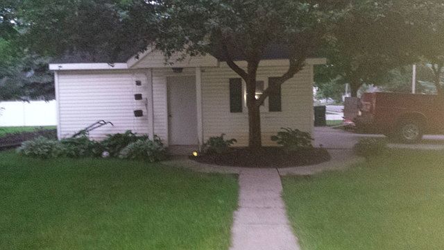 2nd image of 1002 6th Ave
