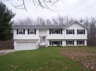 26300 Irish Rd, Wellington, OH 44090