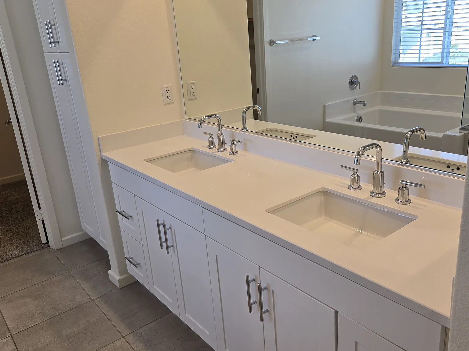 24922 Gulfstream Ln — Photo 2