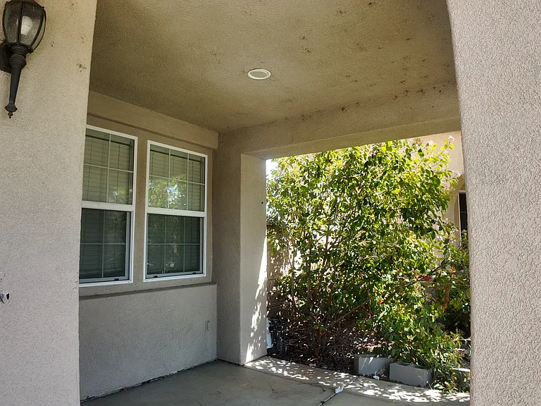 1328 Landmark Ln — Photo 4