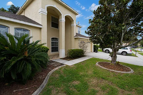 410 Sandringham Ct Photo 1