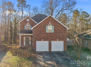 7132 Brighton Brook Dr, Charlotte, NC 28212