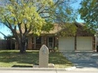 3624 Fairview Dr, Corinth, TX 76210