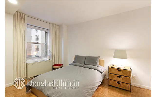 Sold by Douglas Elliman | media 32