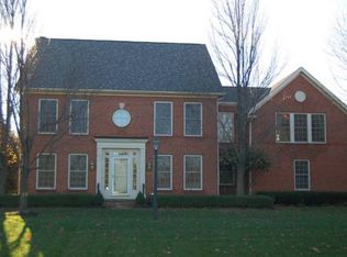 5124 Whyte House Ln, New Albany, OH 43054