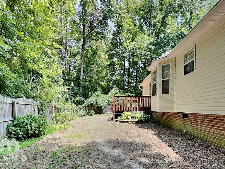 50 Sapphire Ct — Photo 18