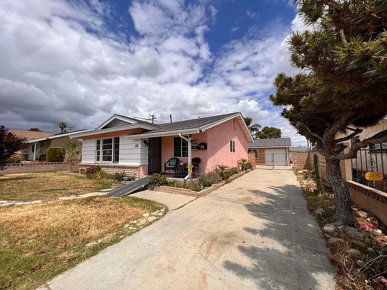 7895 Lion St — Photo 3