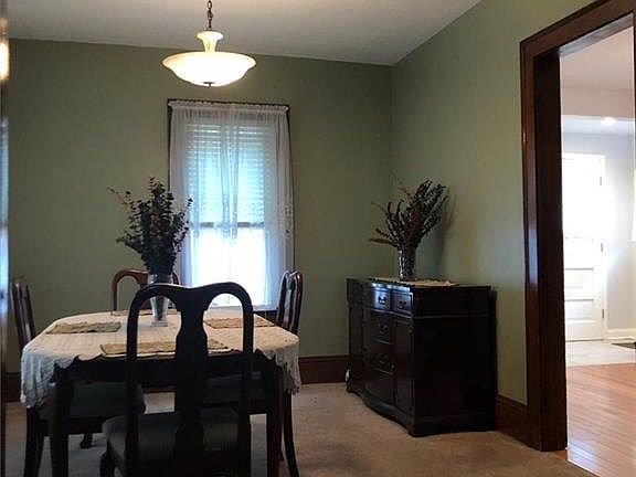 5th image of 9905 Cudell Ave