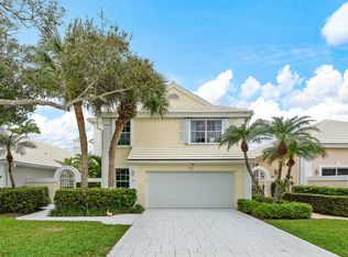 38 Windsor Ln, Palm Beach Gardens, FL 33418