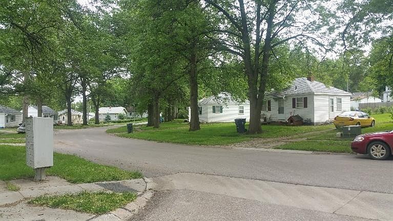 2nd image of 1136 Desnay Blvd