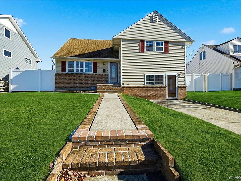 1st image of 123 S Fordham Road