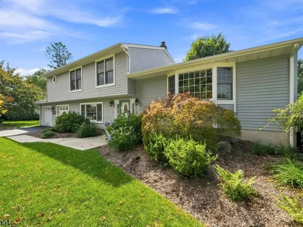 11 Mary Pl, Pequannock Twp., NJ 07440