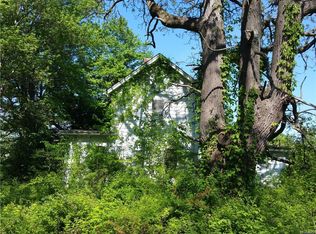 2548 State Route 208, Walden, NY 12586