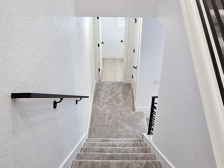 2034 S Holly St — Photo 20