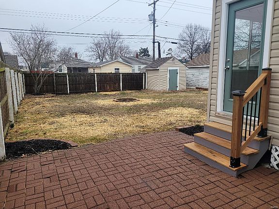 5th image of 2503 Benton St