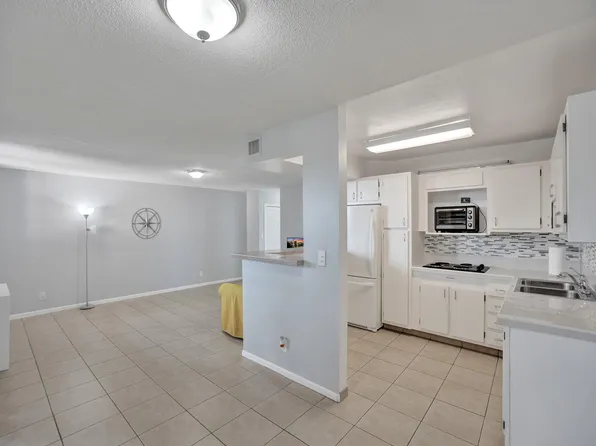 1811 Jefferson Street #404, Hollywood, FL 33020