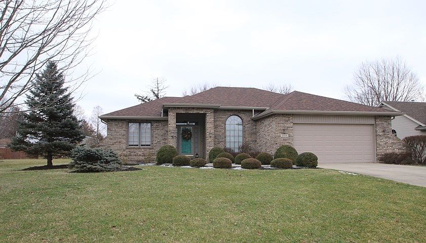 1st image of 2216 N Carrolton Dr