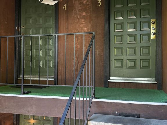 2nd image of 717 23rd St #1-4