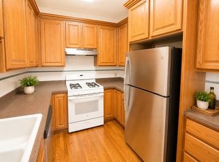 2375 W Montana St APT 3, Chicago, IL 60647