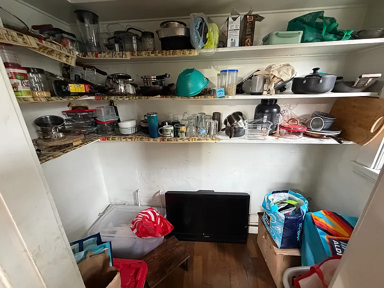 77 Walnut St #6 — Photo 7
