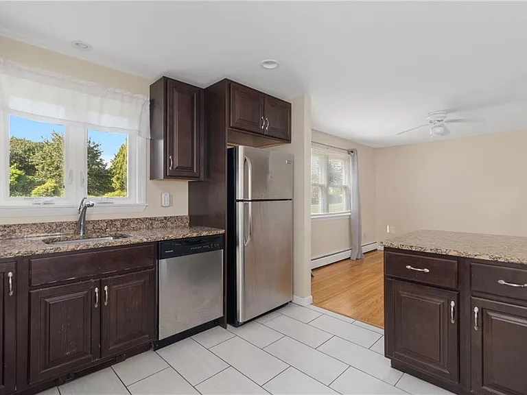 9 Chestnut Hill Rd #B — Photo 8