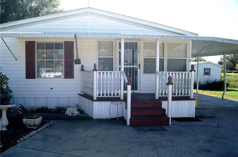 1st image of 370 1st Ave N