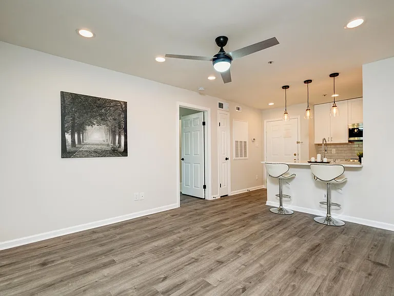 2227-3315 Wyndham Cir #2227 — Photo 17