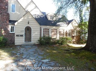 1806 Morganton Rd APT 3, Fayetteville, NC 28305