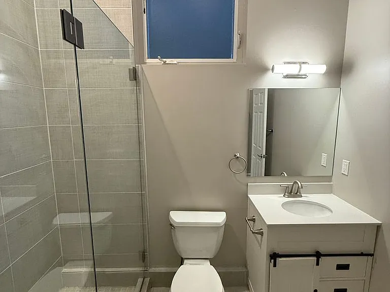 3246 Lorain Ave — Photo 16