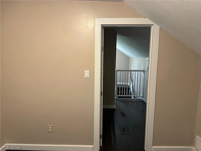 6917 Daisy Ave — Photo 16