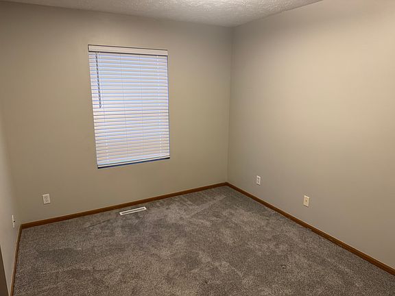 3rd image of 17507 Emiline St
