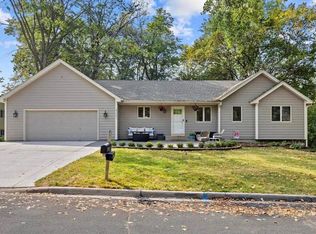 5357 Hampton St NE, Prior Lake, MN 55372