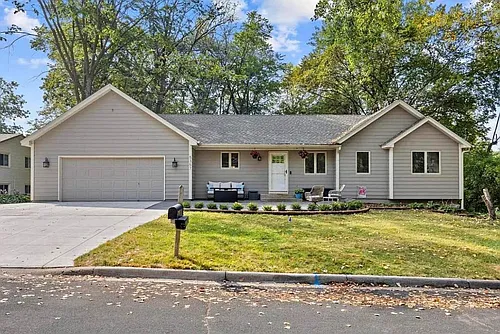 5357 Hampton St NE Photo 1 5357 Hampton St NE Photo 1