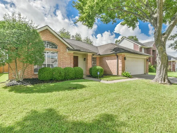 4715 Widerop Ln, Friendswood, TX 77546