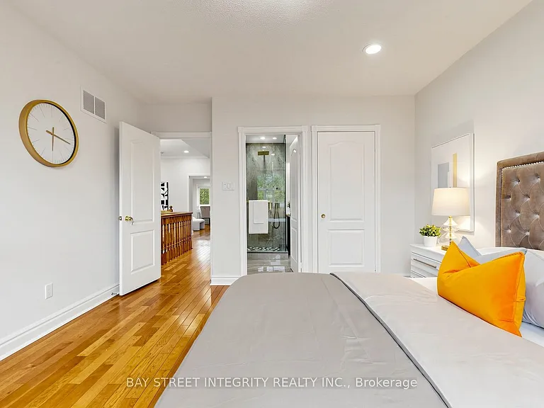 280 Kingsdale Ave — Photo 26