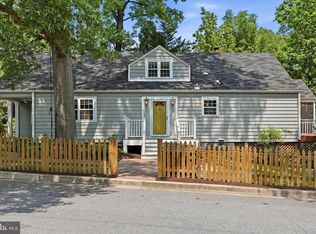 901 Davis Ave, Takoma Park, MD 20912