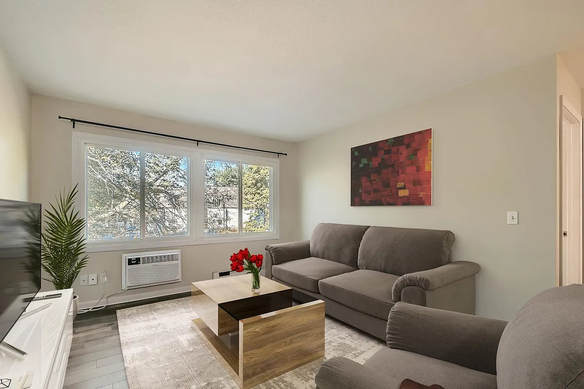 Building Photo - 2212 Aldrich Ave S #303