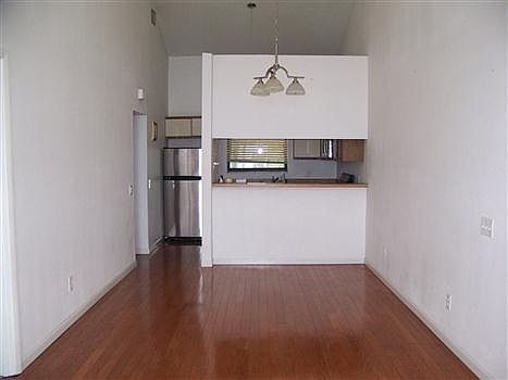 5th image of 112 Laurel Cove Way