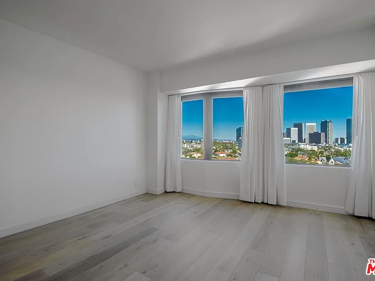 10520 Wilshire Blvd #1004 — Photo 4