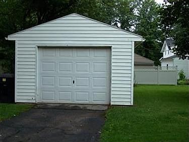5th image of 1336 Trumbull Ave SE