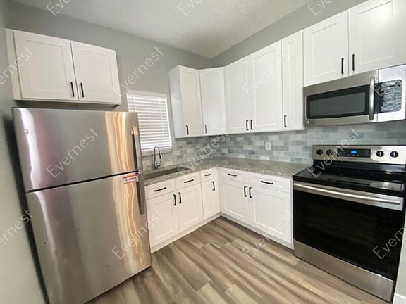 3rd image of 8304 N 13th St APT A