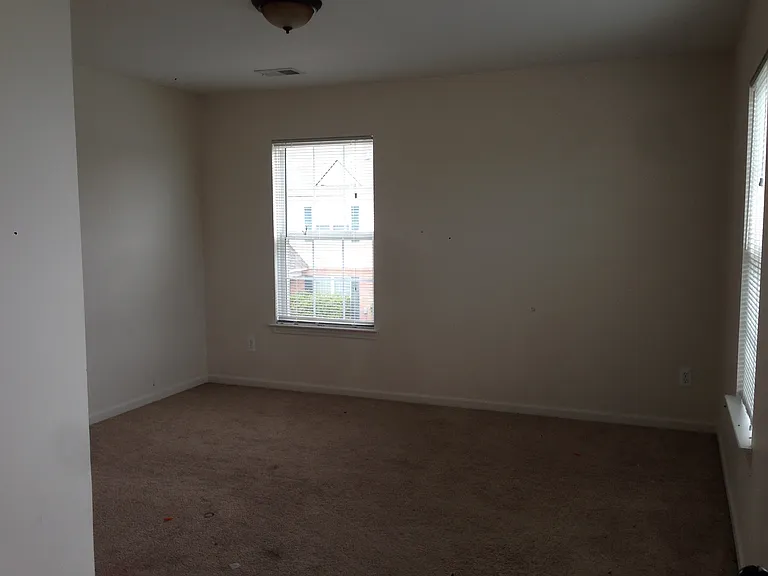 23870 Northstone Village Dr — Photo 29