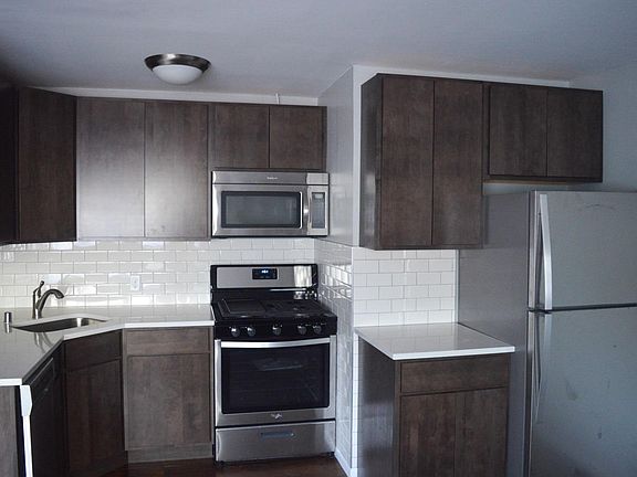 3rd image of 2205 Bryant Ave S APT 4